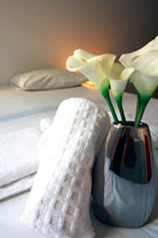 Pousada Fullano _ Entre Copacabana E Ipanema - Suites Privativas Confortaveis! リオデジャネイロ エクステリア 写真
