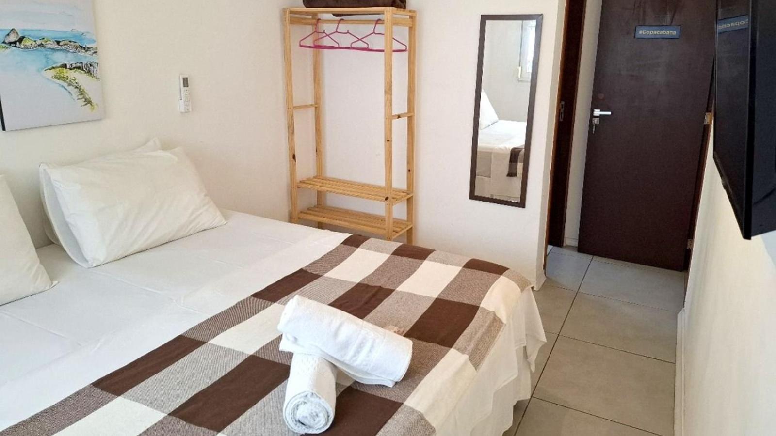 Pousada Fullano _ Entre Copacabana E Ipanema - Suites Privativas Confortaveis! リオデジャネイロ エクステリア 写真